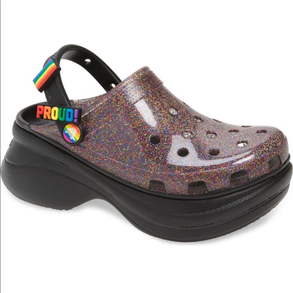 Croc’s - Picture 7 of 8